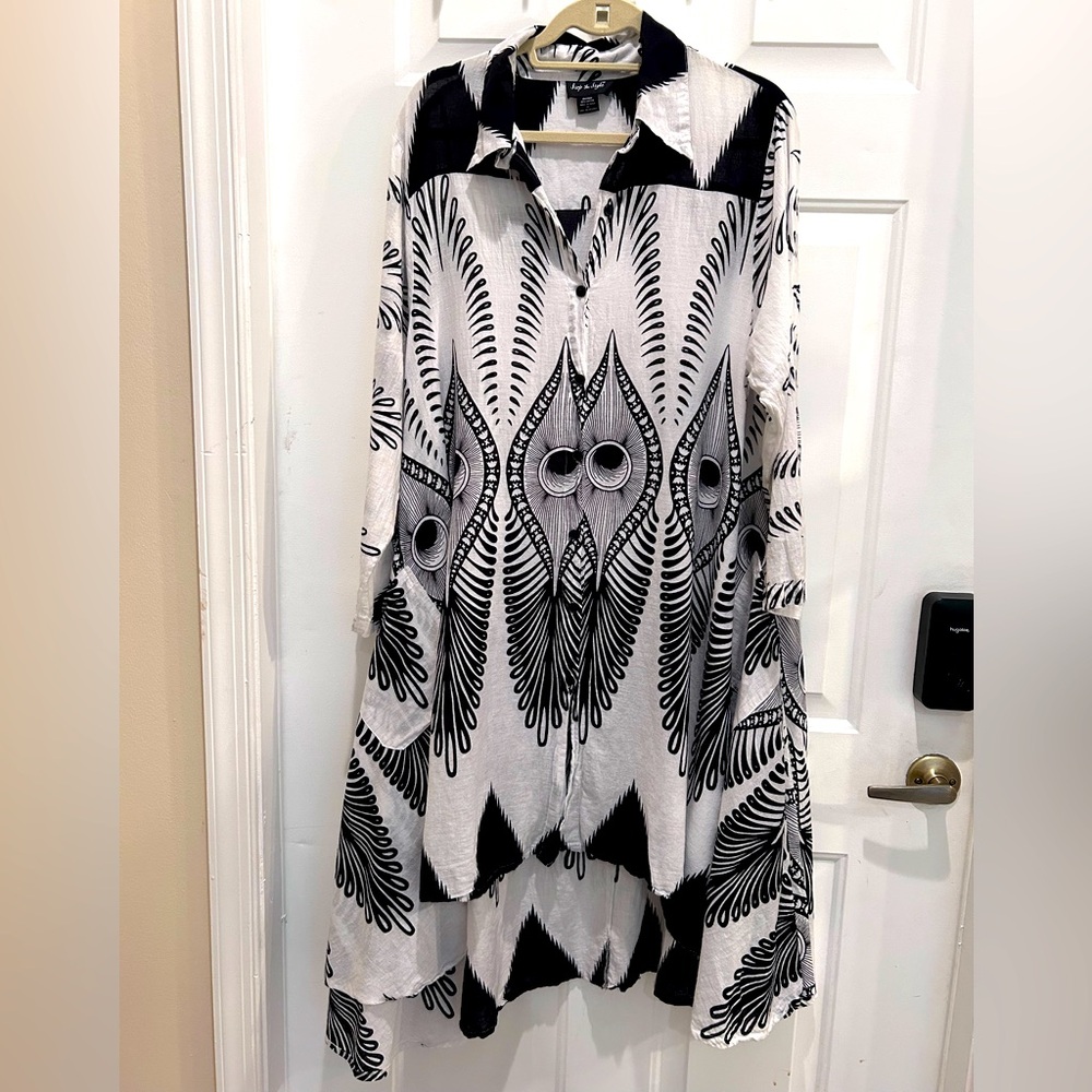 Step In Style Peacock Feather Art Print Button Down High-Low Boho Tunic Shirt